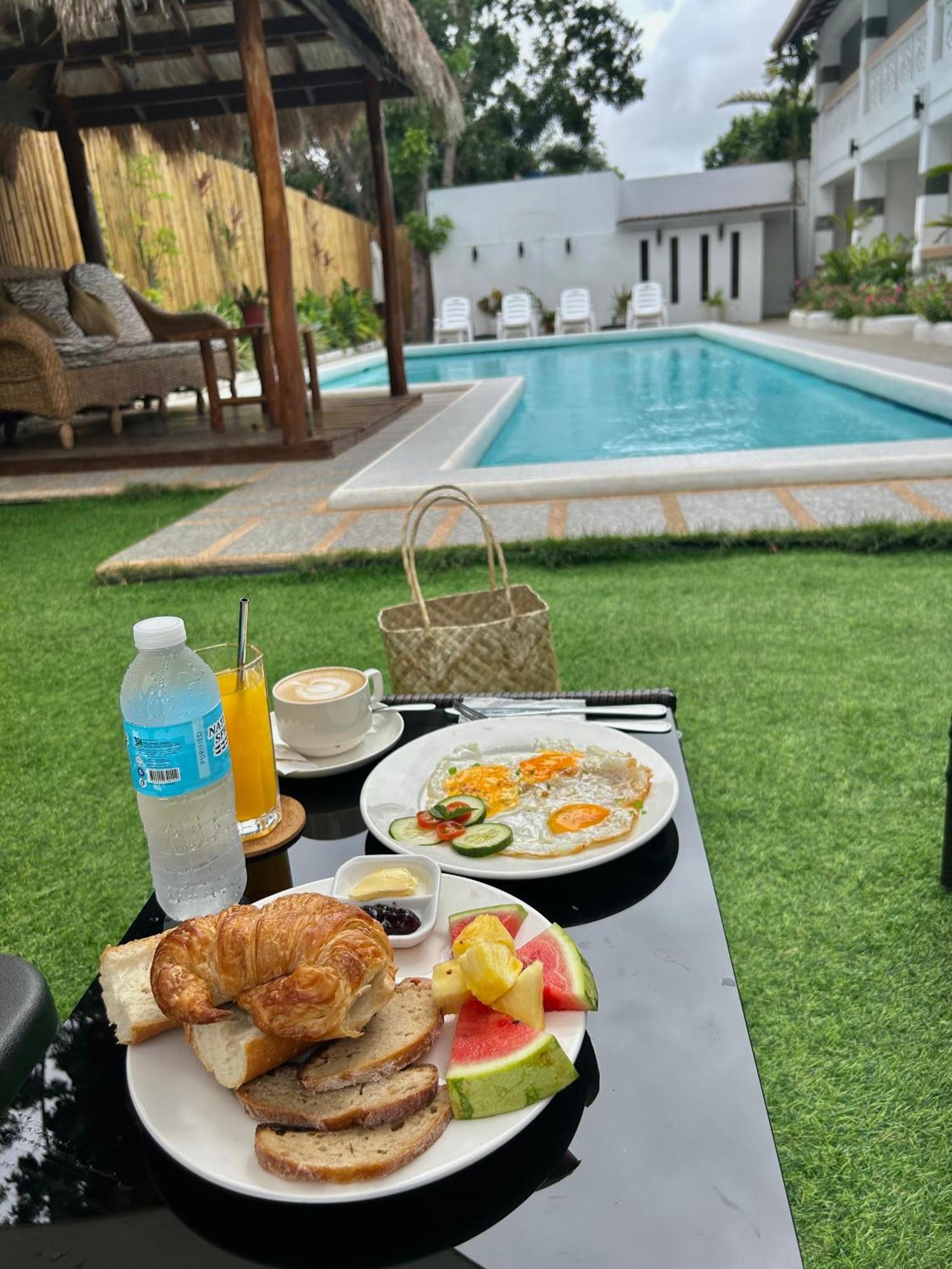 Alona Garden Suites Panglao Eksteriør bilde